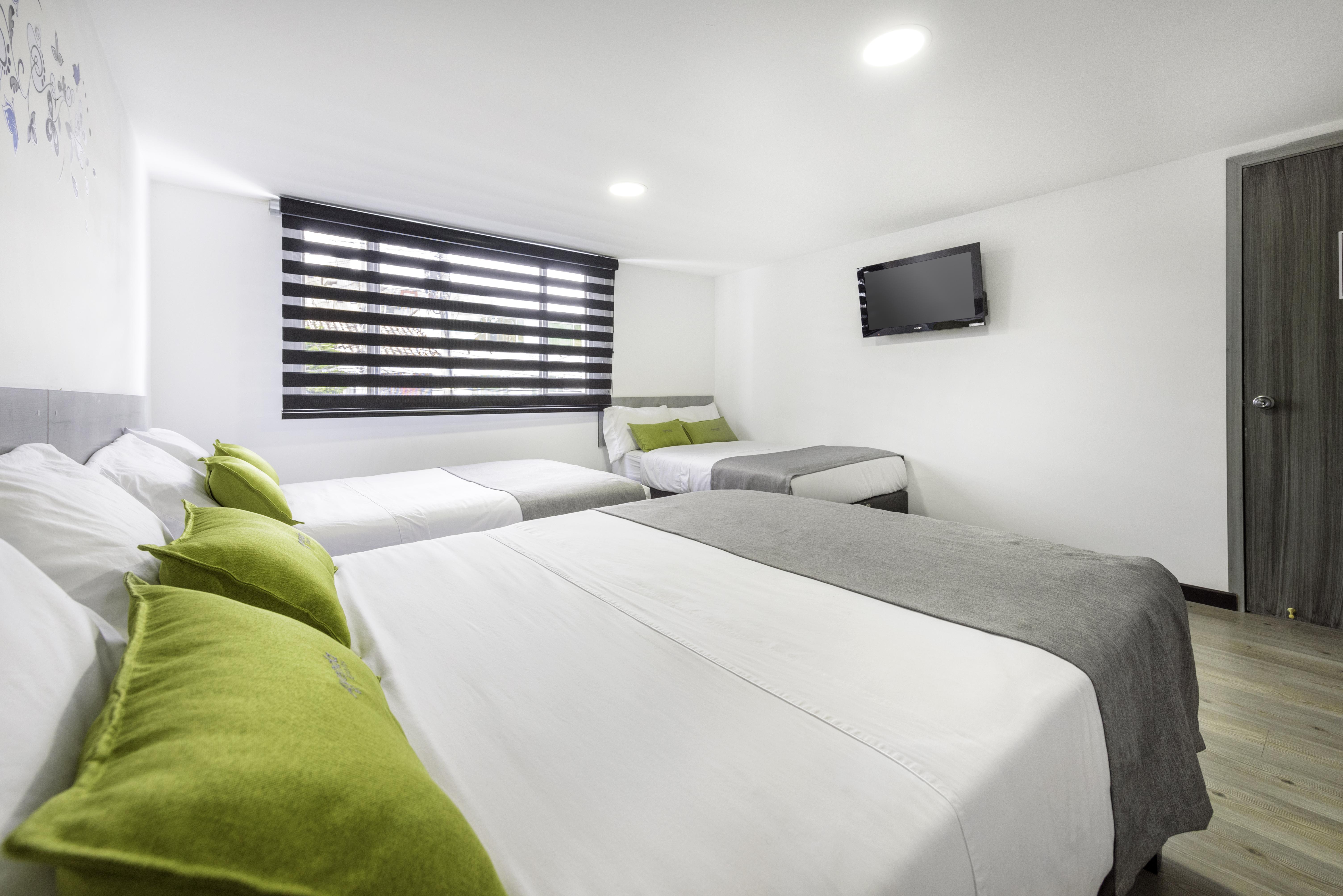 Ayenda 1024 Agora Inn Hotel Богота Екстериор снимка