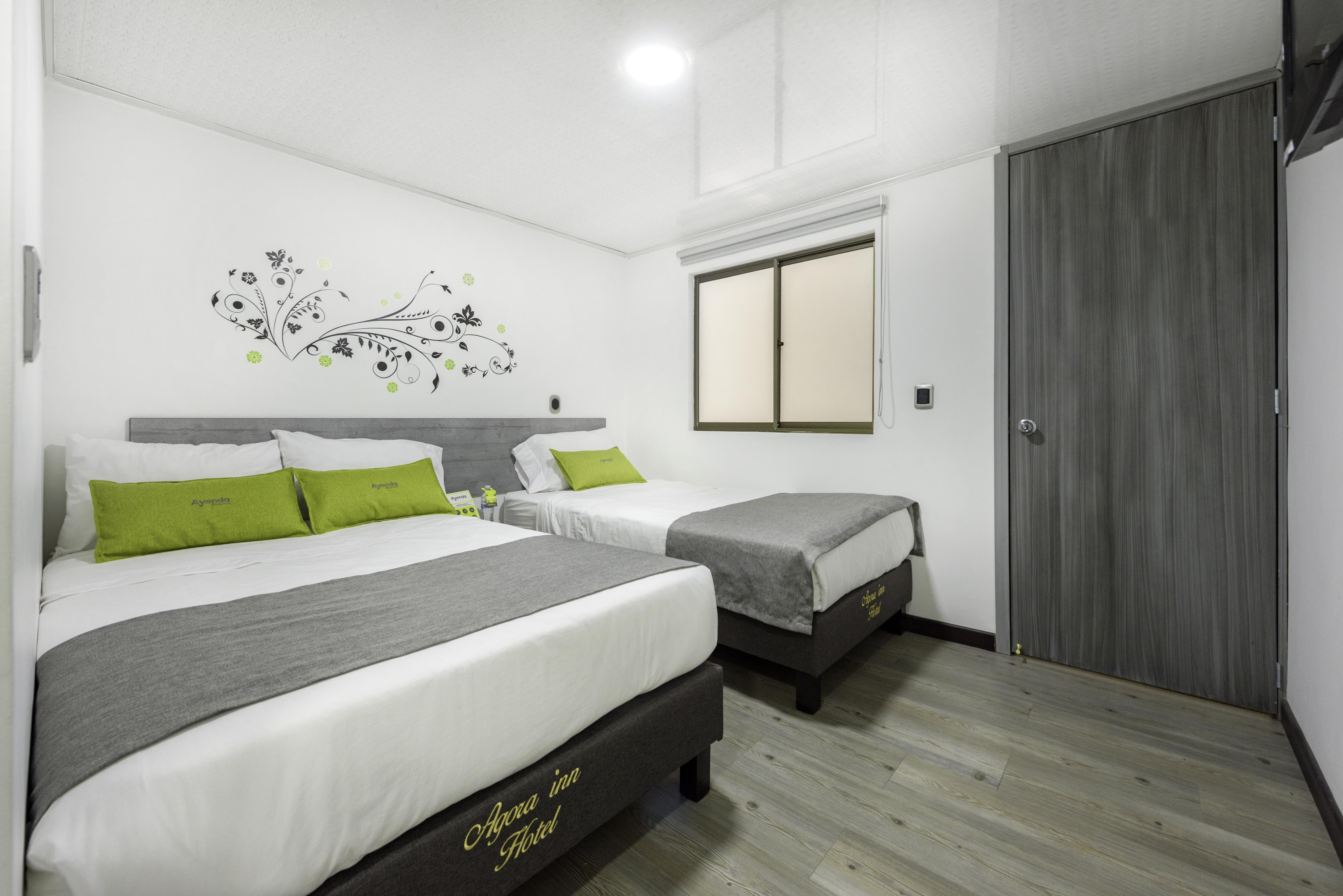 Ayenda 1024 Agora Inn Hotel Богота Екстериор снимка
