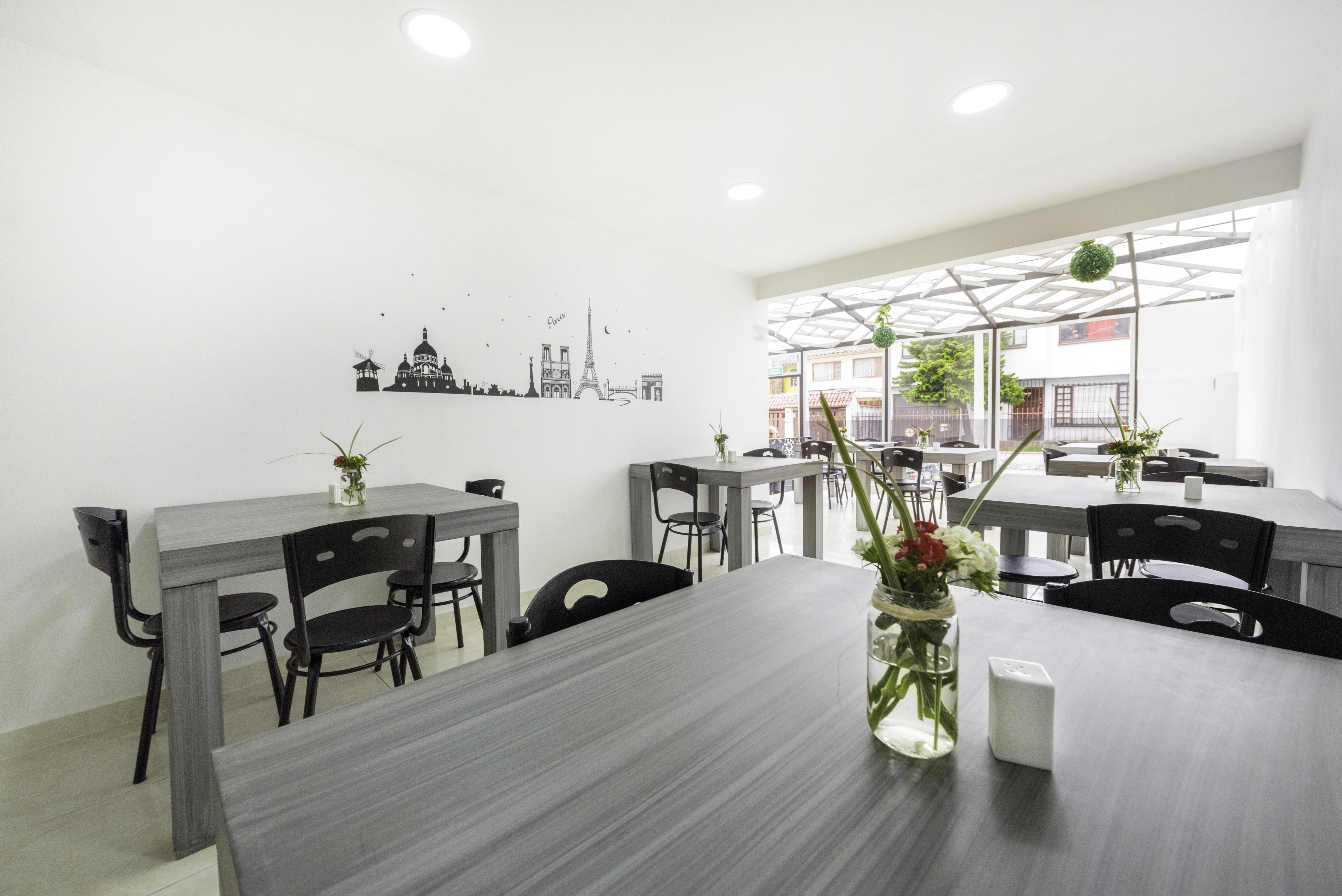 Ayenda 1024 Agora Inn Hotel Богота Екстериор снимка